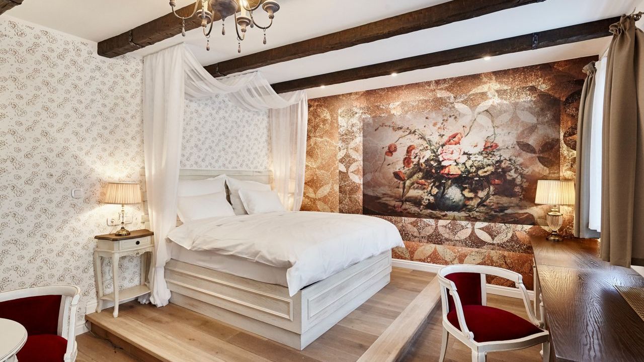 Opera Garden Hotel