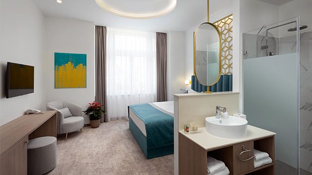 Mera Hotel
